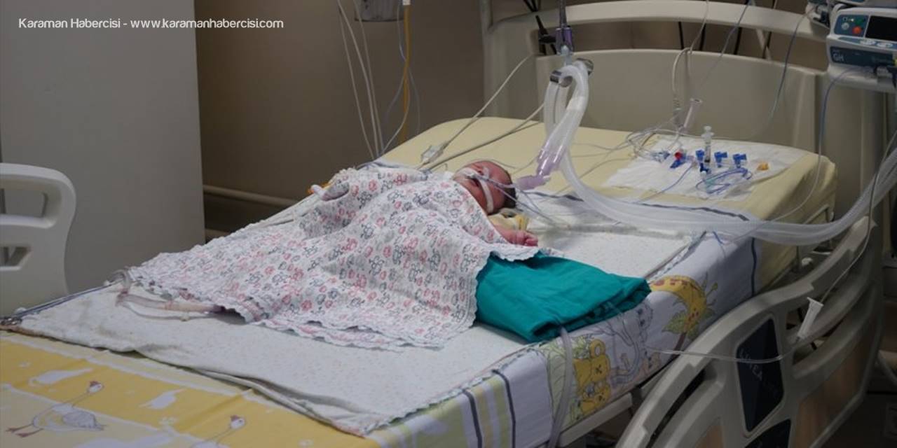 Bir Günlük Bebek Hayata 100 Dakikalık Molayla Başladı