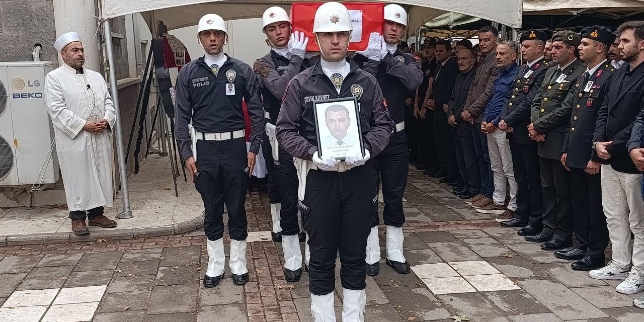 Konyalı Başkomiser Dualarla Son Yolculuğuna Uğurlandı