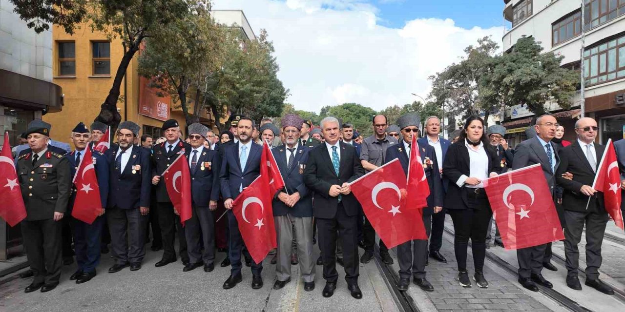 Konya’da "kahramanlarla Kardeşlik Yolunda" Yürüyüşü
