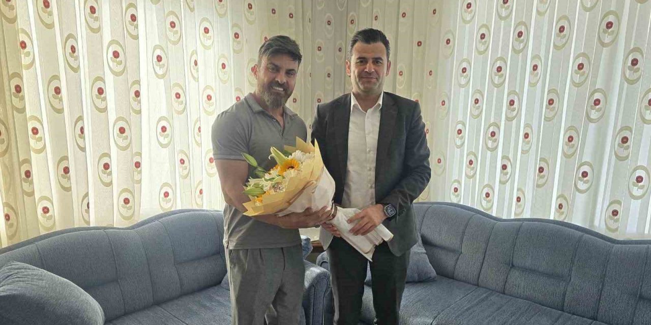 Beşikci, Gazileri Ve Ailelerini Evlerinde Yalnız Bırakmadı
