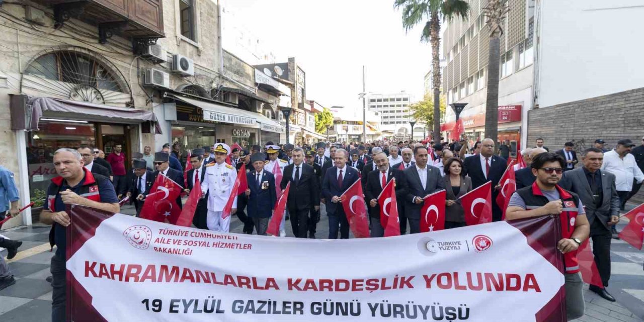 Mersin’de Gaziler Günü Tören Ve Etkinliklerle Anıldı
