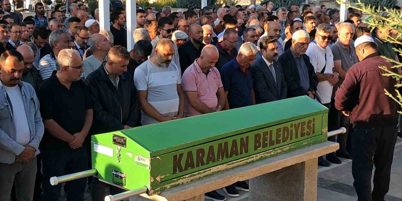 Karaman’da Çöp Kamyonundan Düşen Temizlik İşçisi Yaşam Mücadelesini Kaybetti