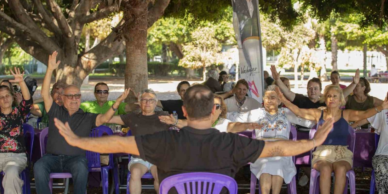 Mersin’de 80’ler Buluşmasında Spor Ve Eğlence Bir Arada