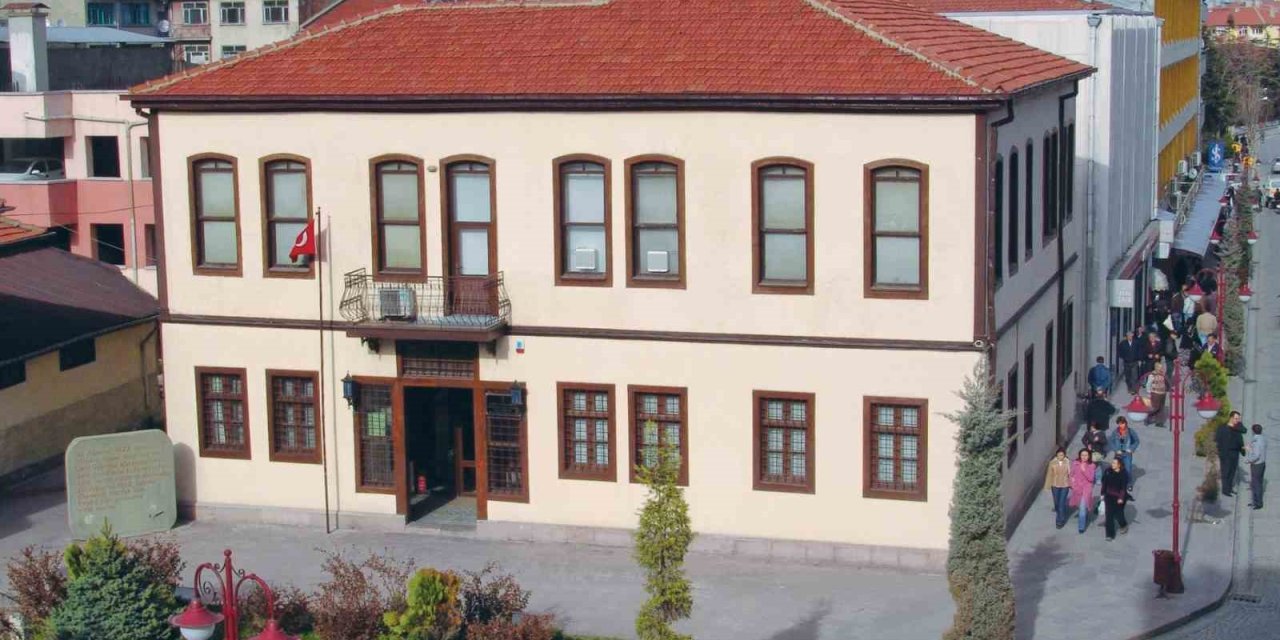 Akşehir Batı Cephesi Karargahı Müzesi’nde Bakım Onarım Çalışması Başladı