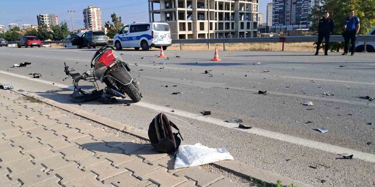 Karaman’da Cipin Çarptığı Elektrikli Bisikletin 15 Yaşındaki Sürücüsü Ağır Yaralandı