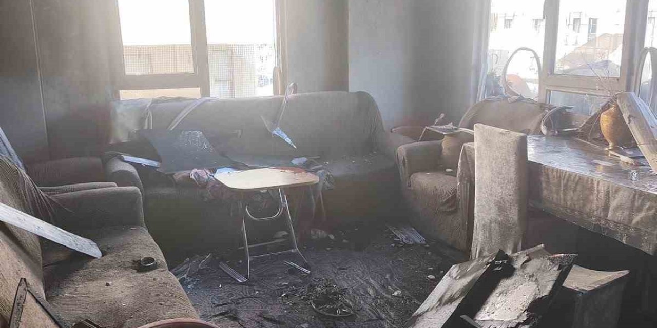 Alanya’da Apartman Dairesinde Çıkan Yangın Söndürüldü