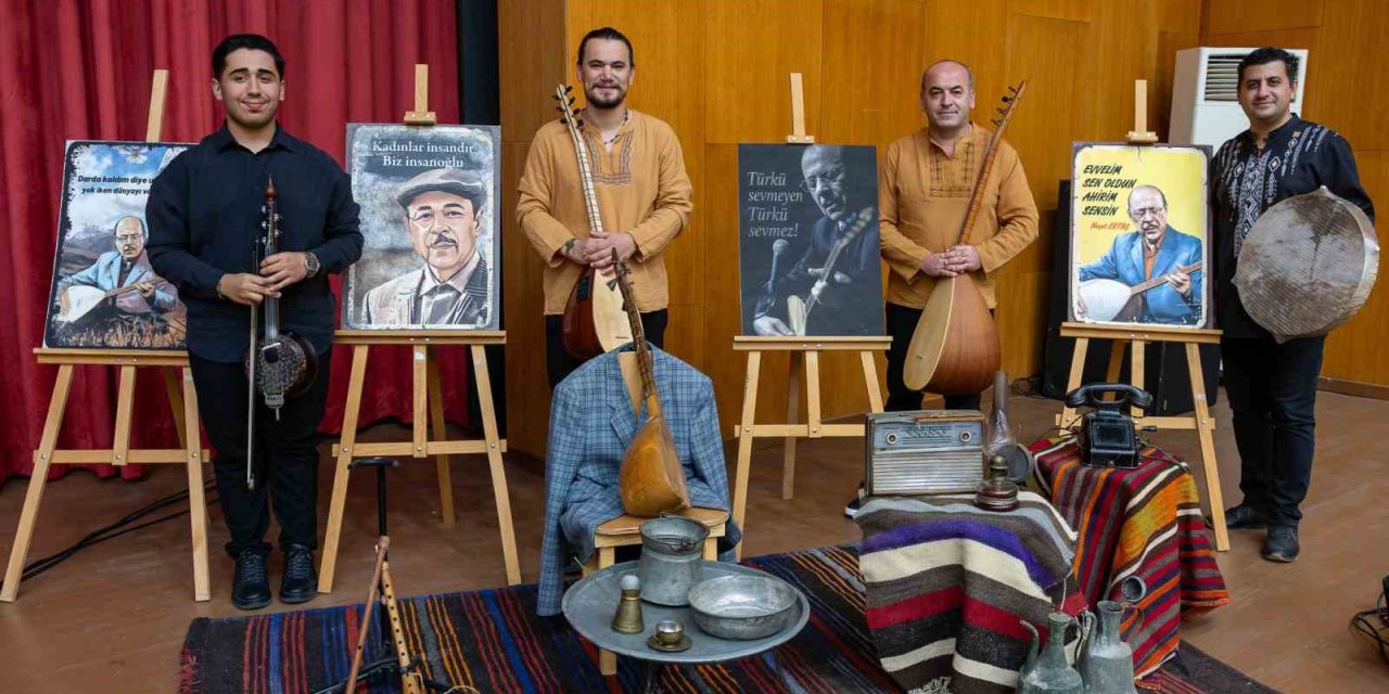 Manavgat’ta Usta Sanatçı Neşet Ertaş’a Duygu Dolu Anma Gecesi
