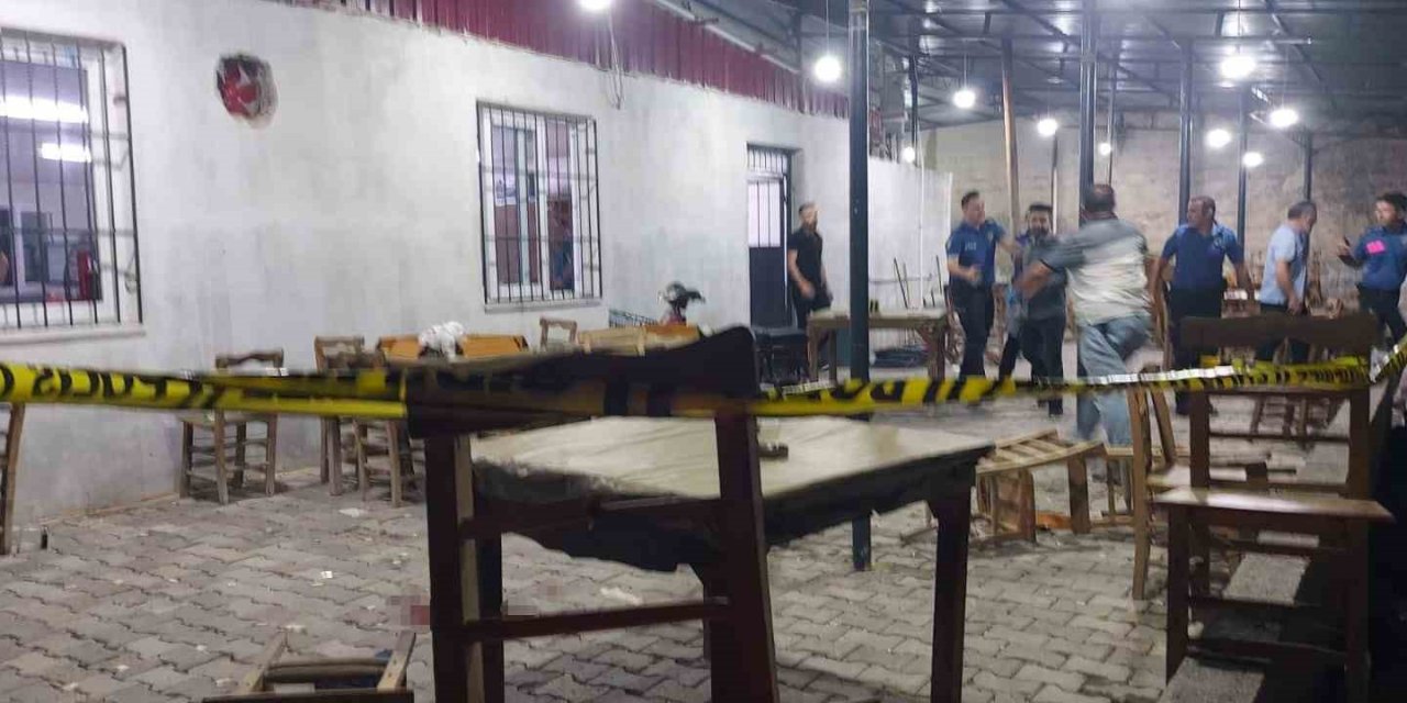 Mersin’de Kahvehaneye Silahlı Saldırı: 1 Ölü, 4 Yaralı