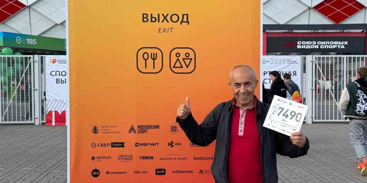 77 Yaşındaki Demir Adam Ali Bıdı, Moskova Maratonu’nda Türkiye’yi Temsil Etti