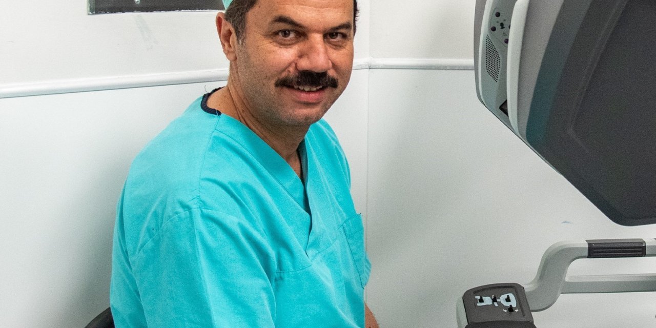 Selçuk Tıp’ta Robotik Cerrahi Ameliyatlarından Fark Ücret Alınmıyor