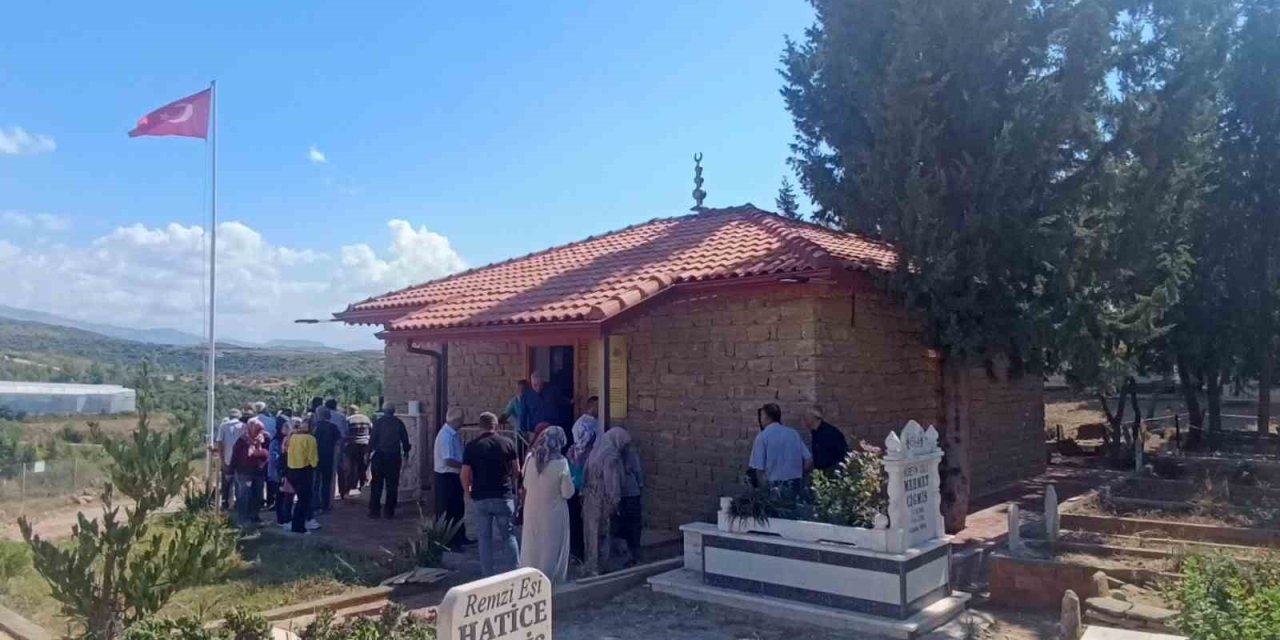 Seyit Zekeriyya Hazretleri Türbesi Restore Edilerek Dualarla Ziyarete Açıldı