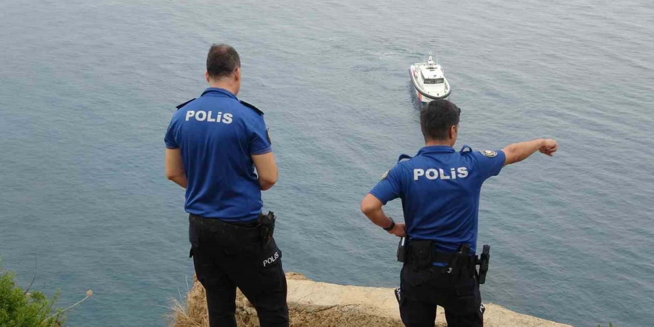 Antalya’da "yardım Edin" Çığlığı Ekipleri Alarma Geçirdi