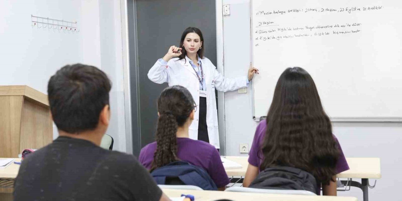 Mersin Büyükşehir Belediyesinin Kurs Merkezlerinde Yeni Dönem Başladı