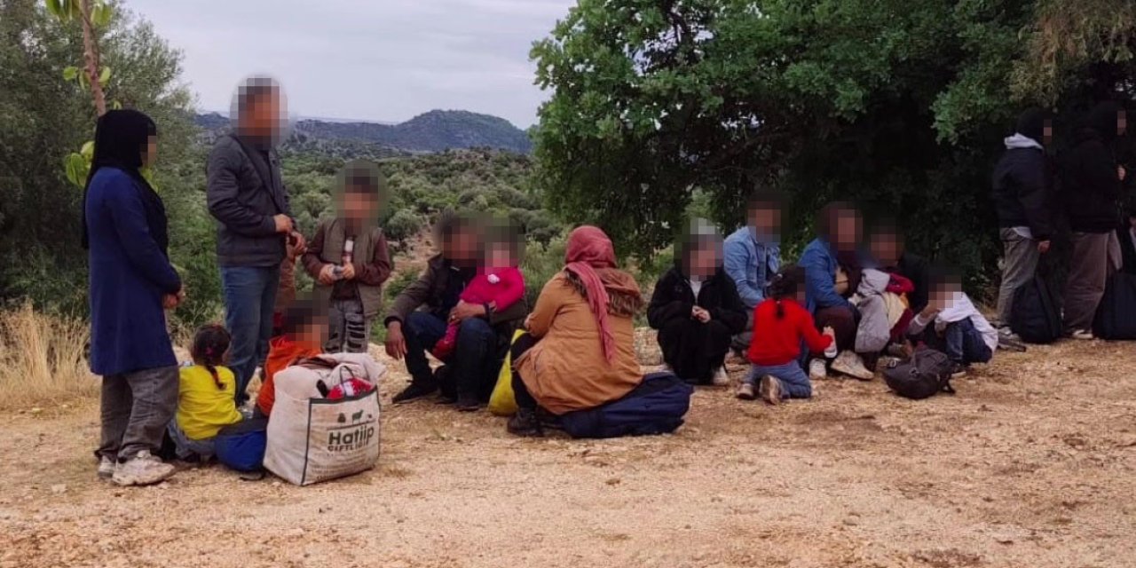 Antalya’da 19 Düzensiz Göçmen Ve 3 Organizatör Yakalandı