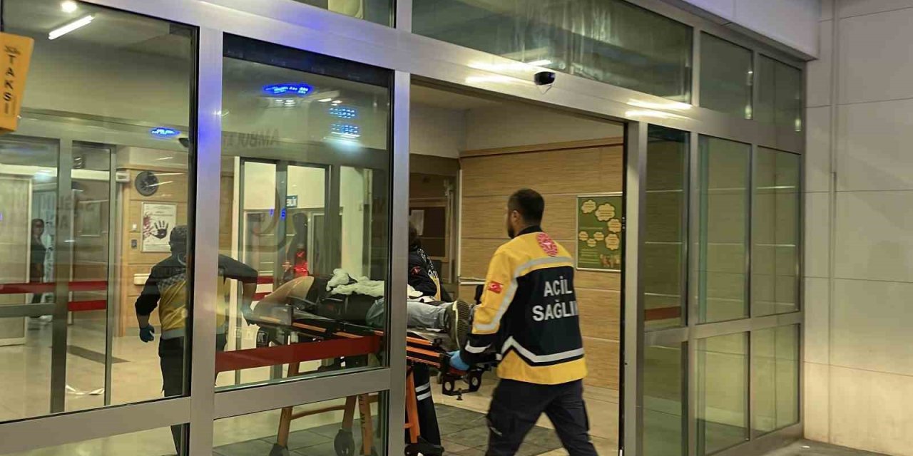 Karaman’da Sokak Ortasında Bıçaklı Kavga: 1 Yaralı