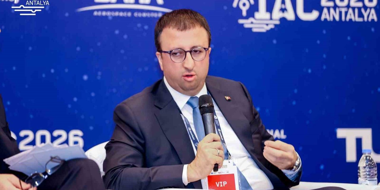Türkiye 198 Uyduluk Uzay Ağına Hazırlanıyor: İlk Uydu 2 Yıl İçinde
