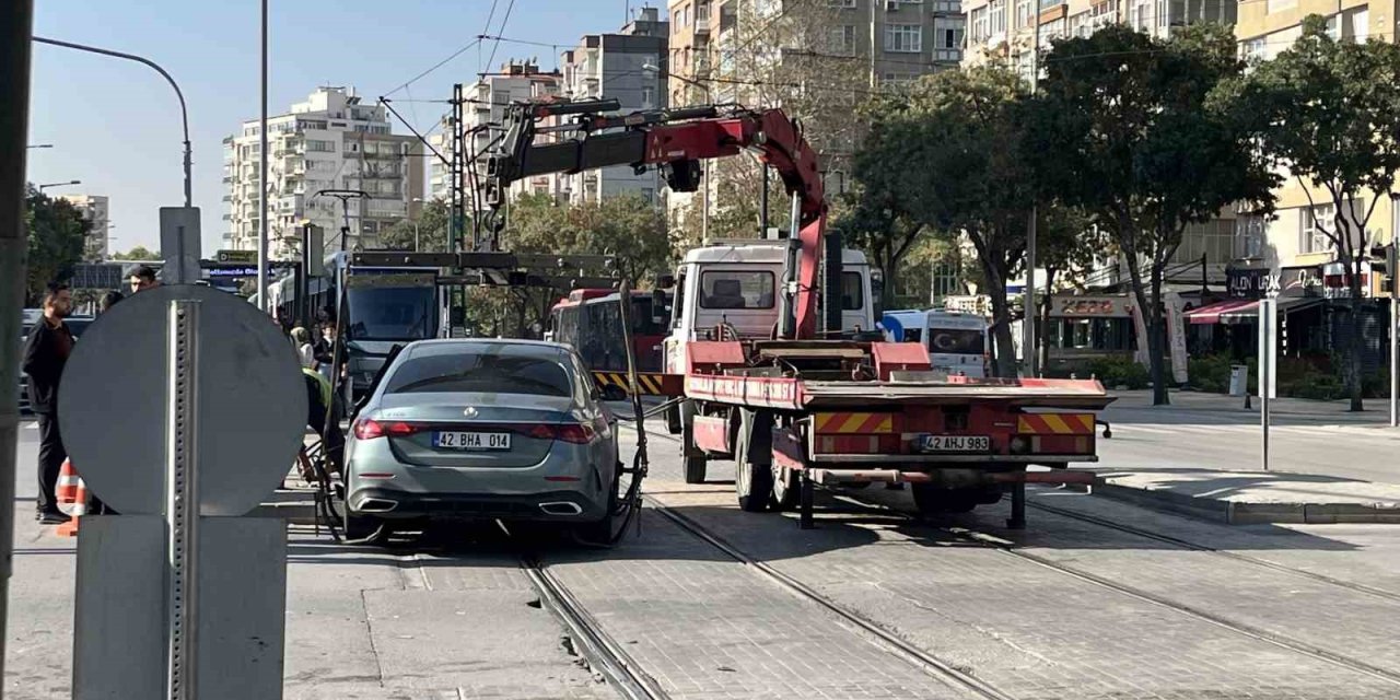 Konya’da Tramvay Seferini Durduran Kaza