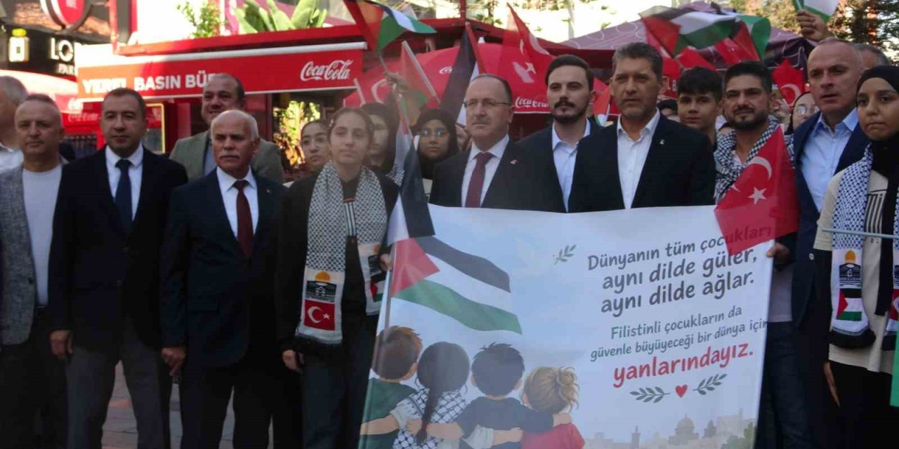 Antalya’da Filistin’e Destek Yürüyüşü