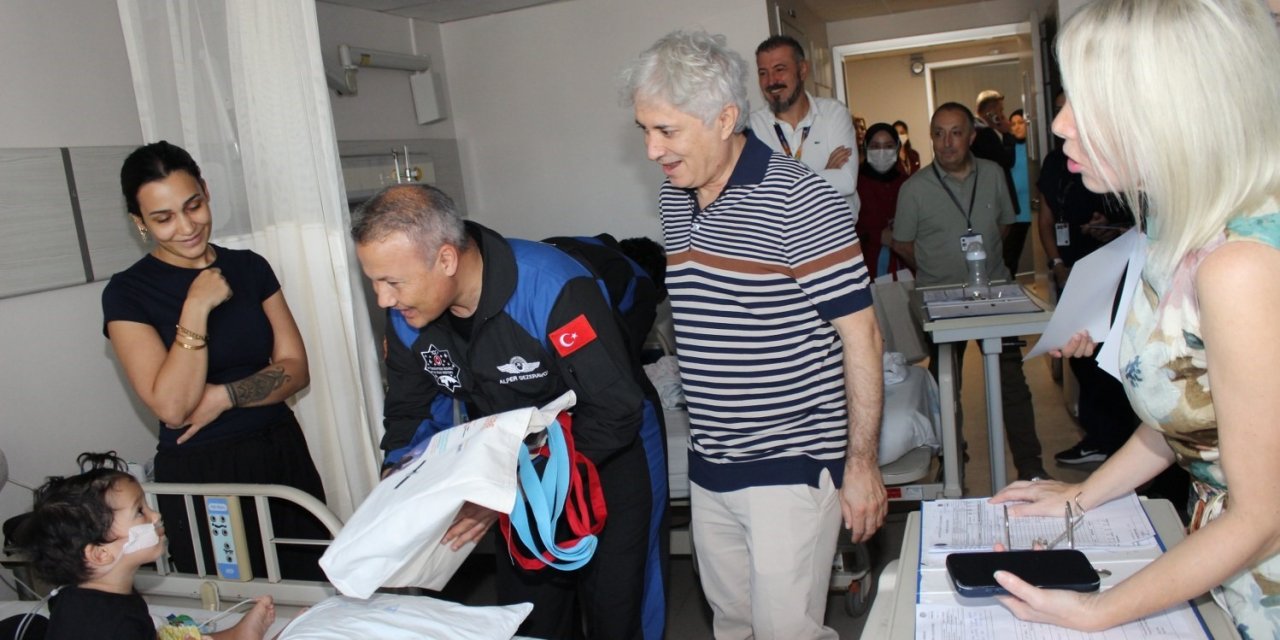 11 Astronot Akdeniz Üniversitesi’nde Çocuklar Ve Gençlerle Buluştu