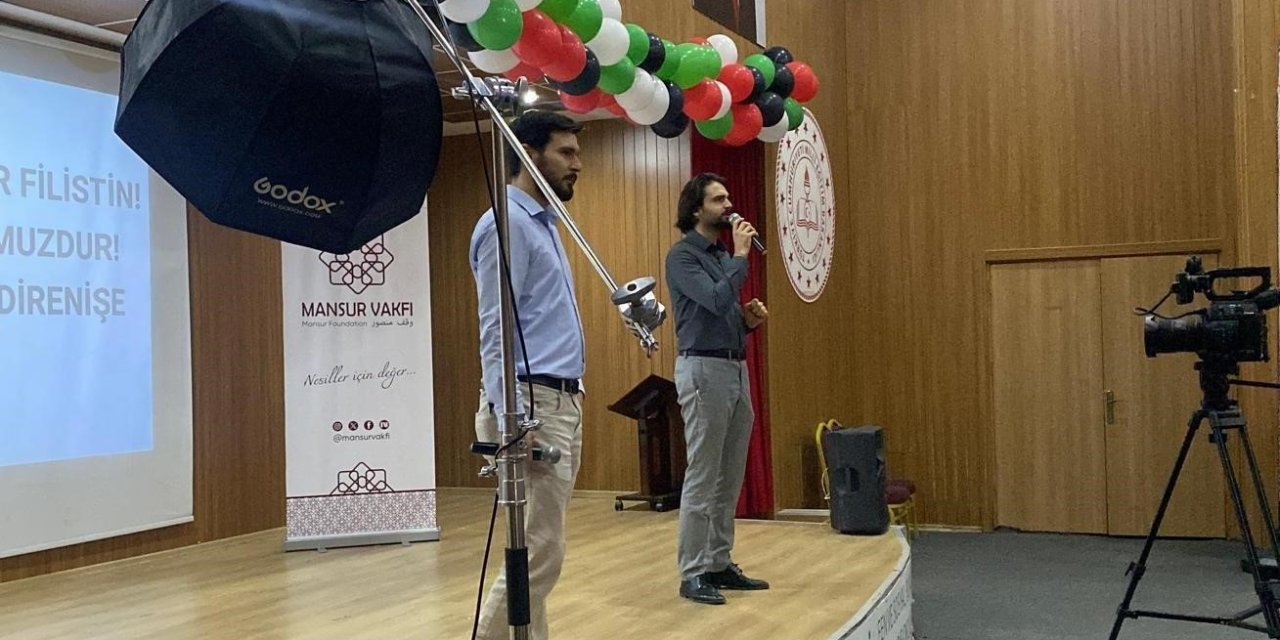Mersin’de Gazze İçin Anma Programı Düzenlendi