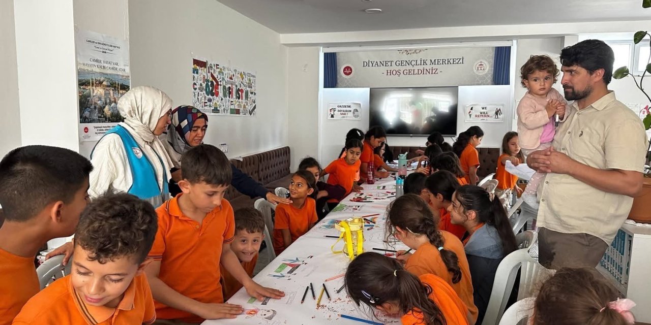 ’filistinli Çocuklar İçin Çiz’ Etkinliği