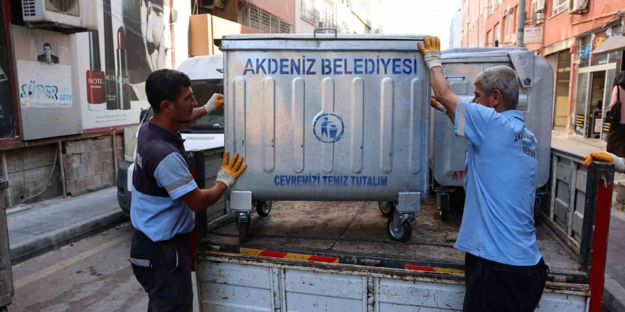 Akdeniz’de Yıpranan Çöp Konteynerleri Yenileniyor