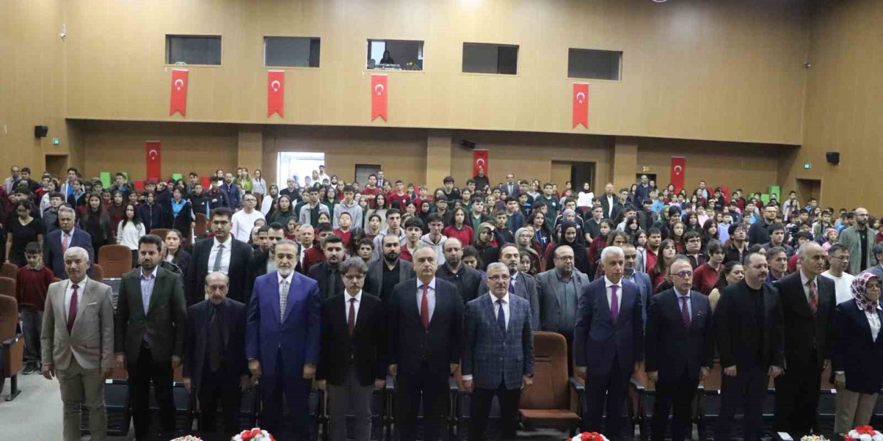 Karaman’da "keşfetmenin Neşeli Yolculuğu-3" Bilim Şenliği Başladı