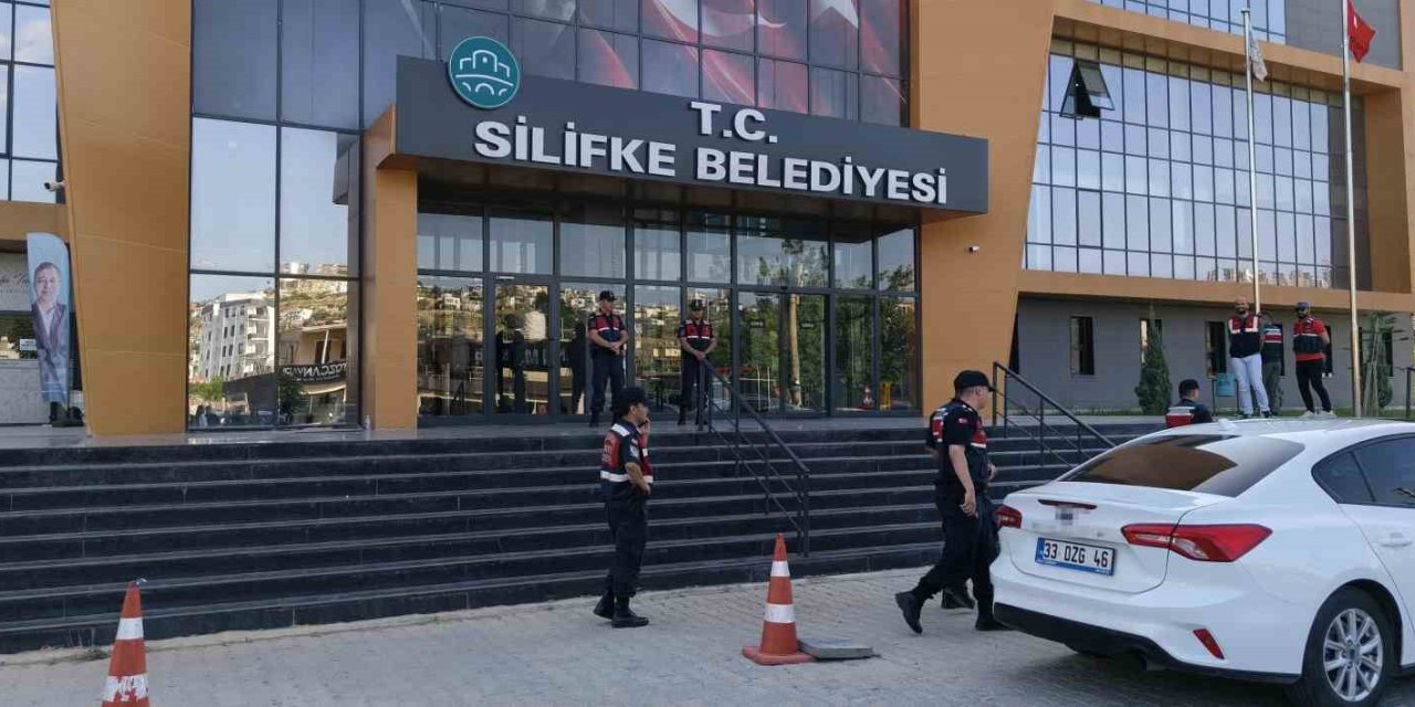 Silifke Belediyesine Yönelik İkinci Dalga Operasyonda 3 Şüpheli Daha Tutuklandı