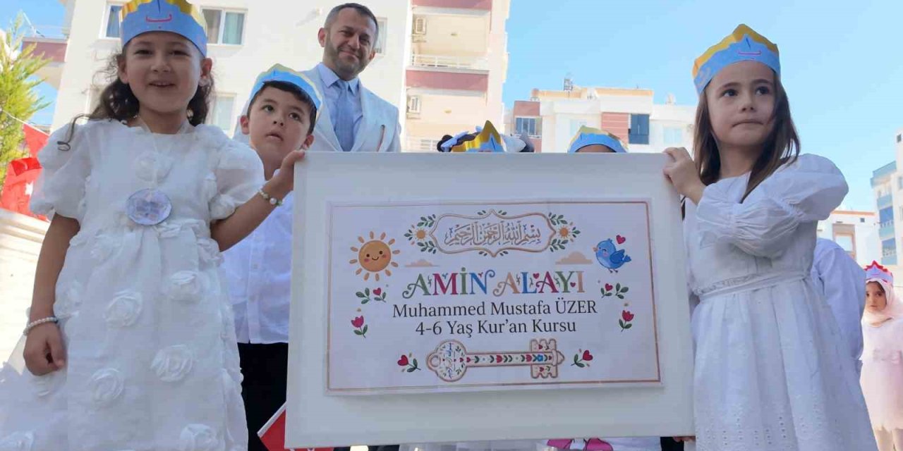 Osmanlı’dan Günümüze Uzanan ’bedi Besmele Ve Amin Alayı’ Merasimi Düzenlendi
