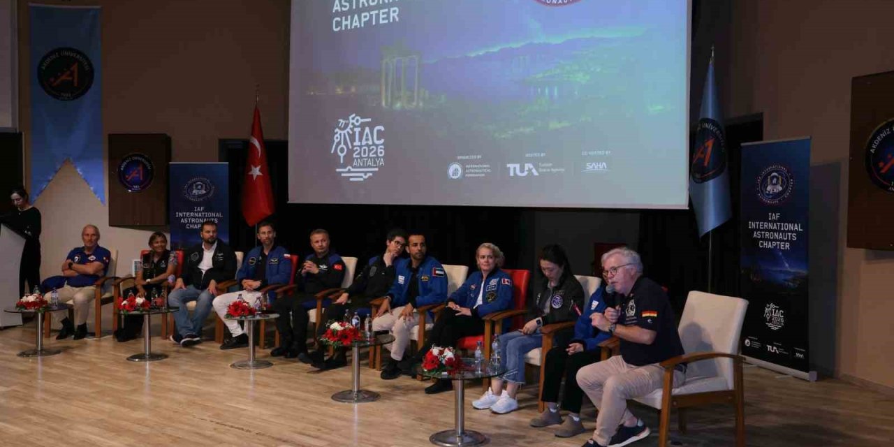 Dünyanın Dört Bir Yanından Astronotlar "ıac 2026" İçin Türkiye’de Buluştu