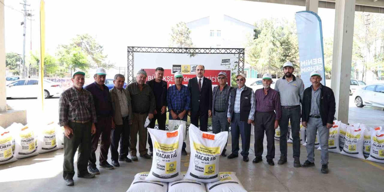 Başkan Altay: "üreticilerimize Bugüne Kadar 1 Milyon 214 Bin Kilogram Hibe Destekli Macar Fiği Tohumu Verdik"