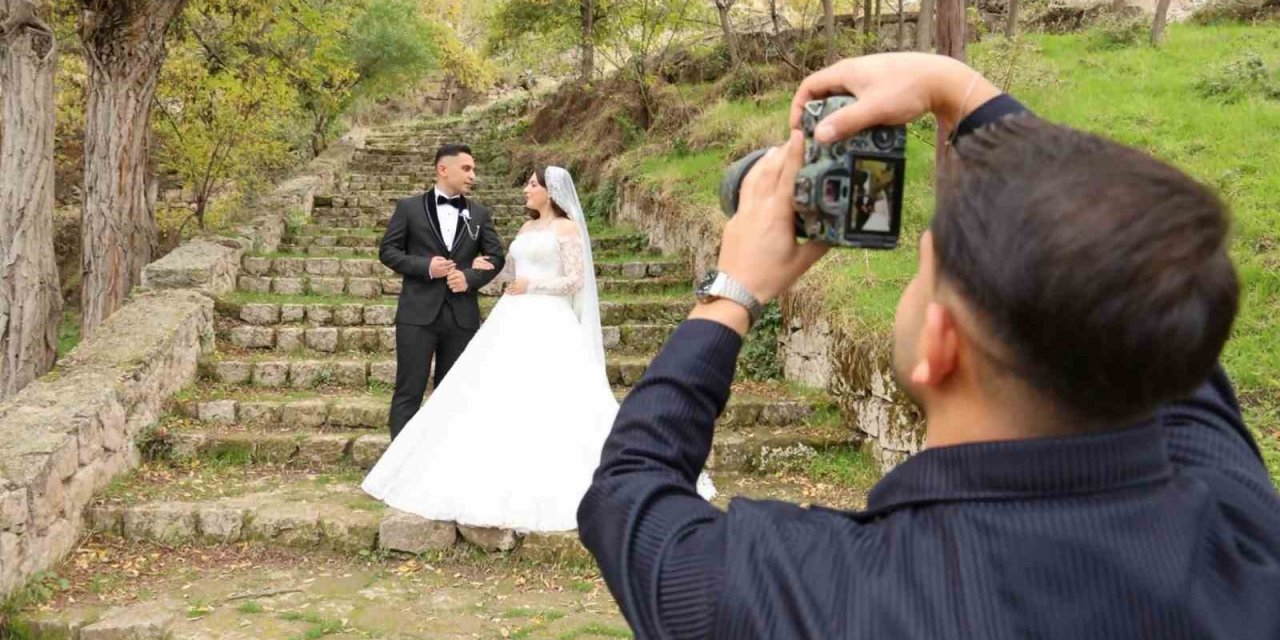 Güzelyurt Gelin Ve Damatların Fotoğraf Platosu Oldu
