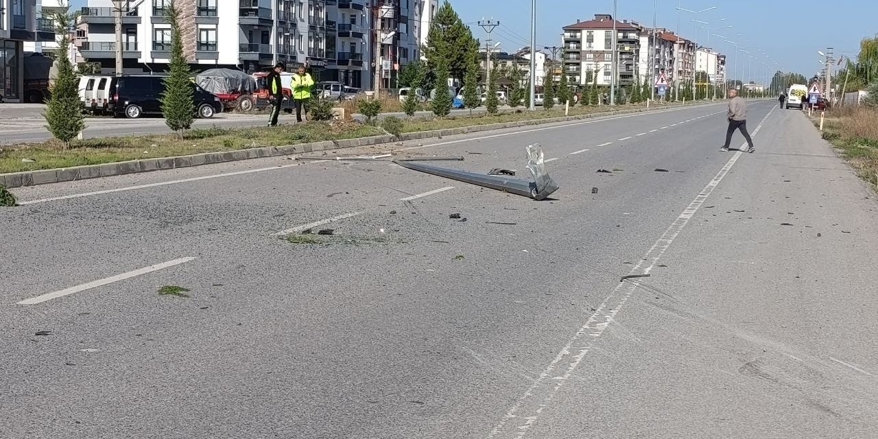 Otomobil Takla Atıp Tarlaya Savruldu: 1 Yaralı
