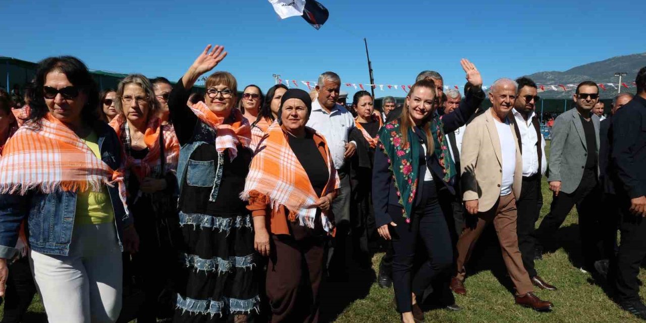 Kaş Yağlı Güreşleri’nin Kazananı Erkan Taş Oldu