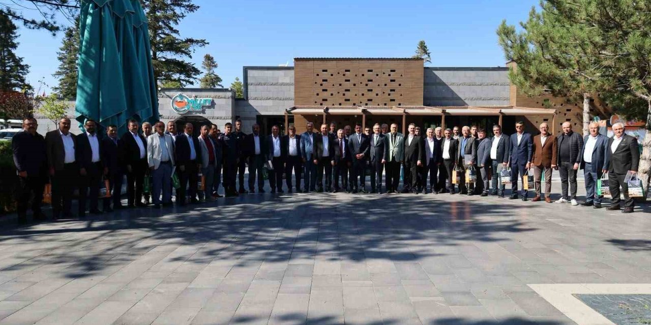 Karapınar’da Muhtarlar Günü Kutlandı