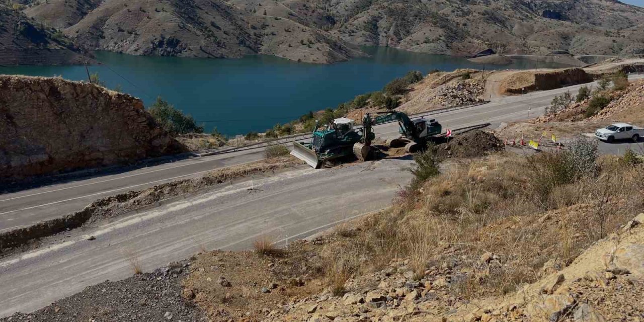 Bozkır’da Heyelan Bölgesi Ve Dere Islahı Alanları İncelendi