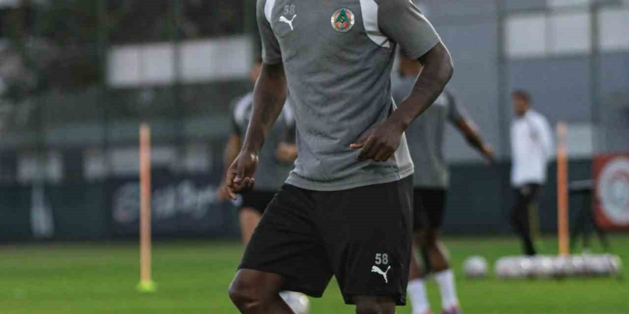 Alanyaspor, Kocaelispor Maçı Hazırlıklarını Tamamladı
