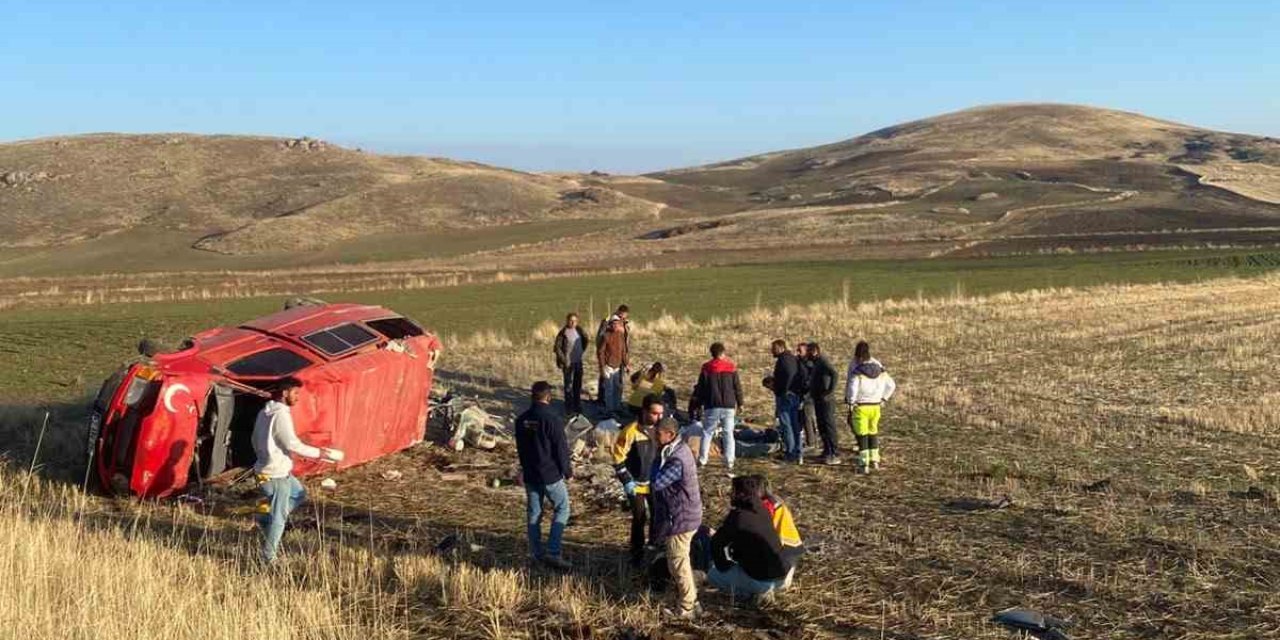 Konya’da İşçileri Taşıyan Minibüs Devrildi: 6 Yaralı