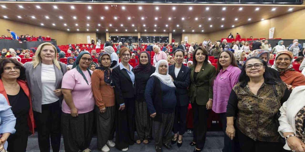 Mersin’de Kadın Üreticiler Emek Ve Dayanışma İçin Buluştu
