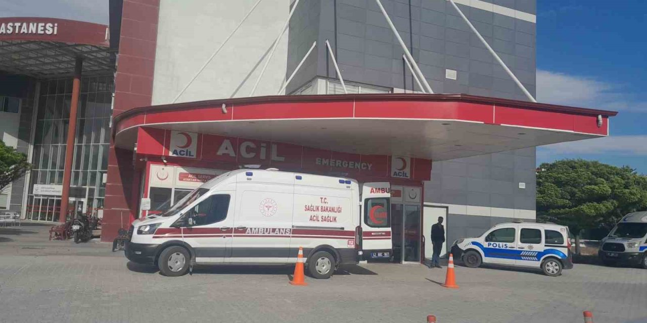 Karapınar’da Otomobil İle Motosiklet Çarpıştı: 2 Yaralı