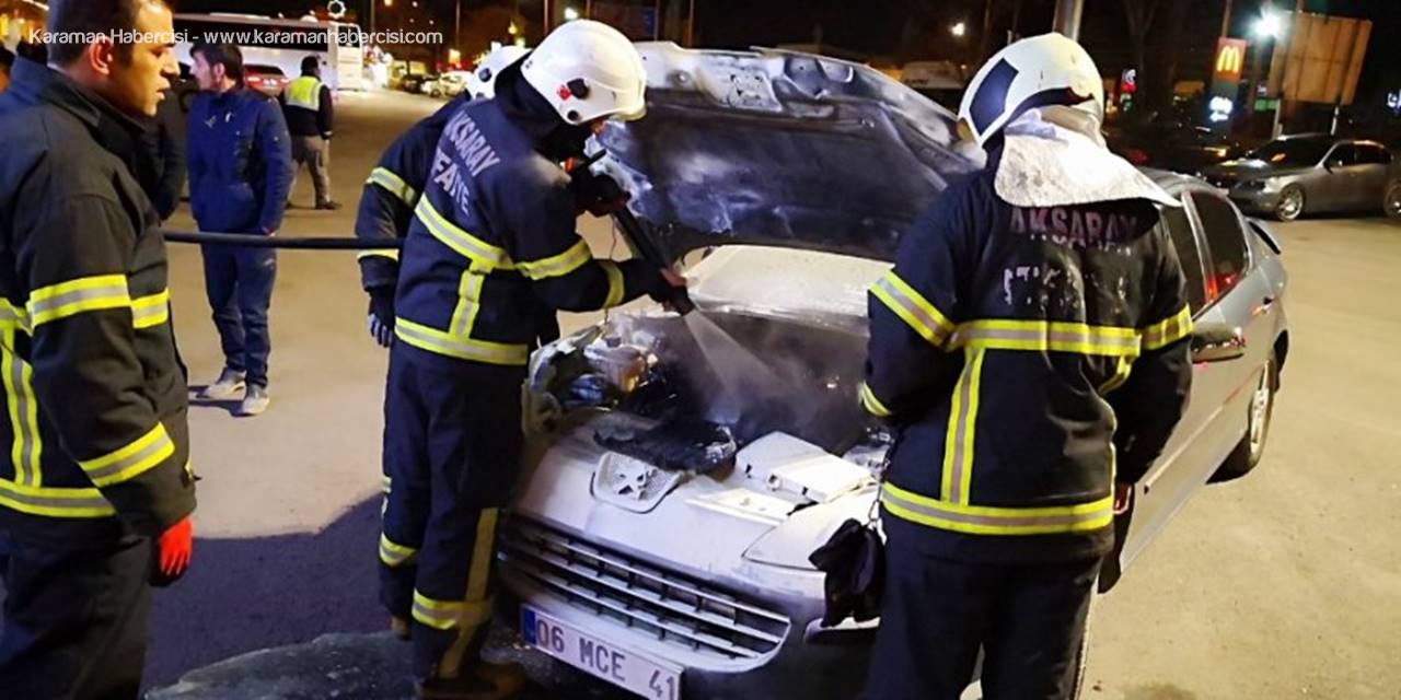 Otomobil Yangını Paniğe Neden Oldu