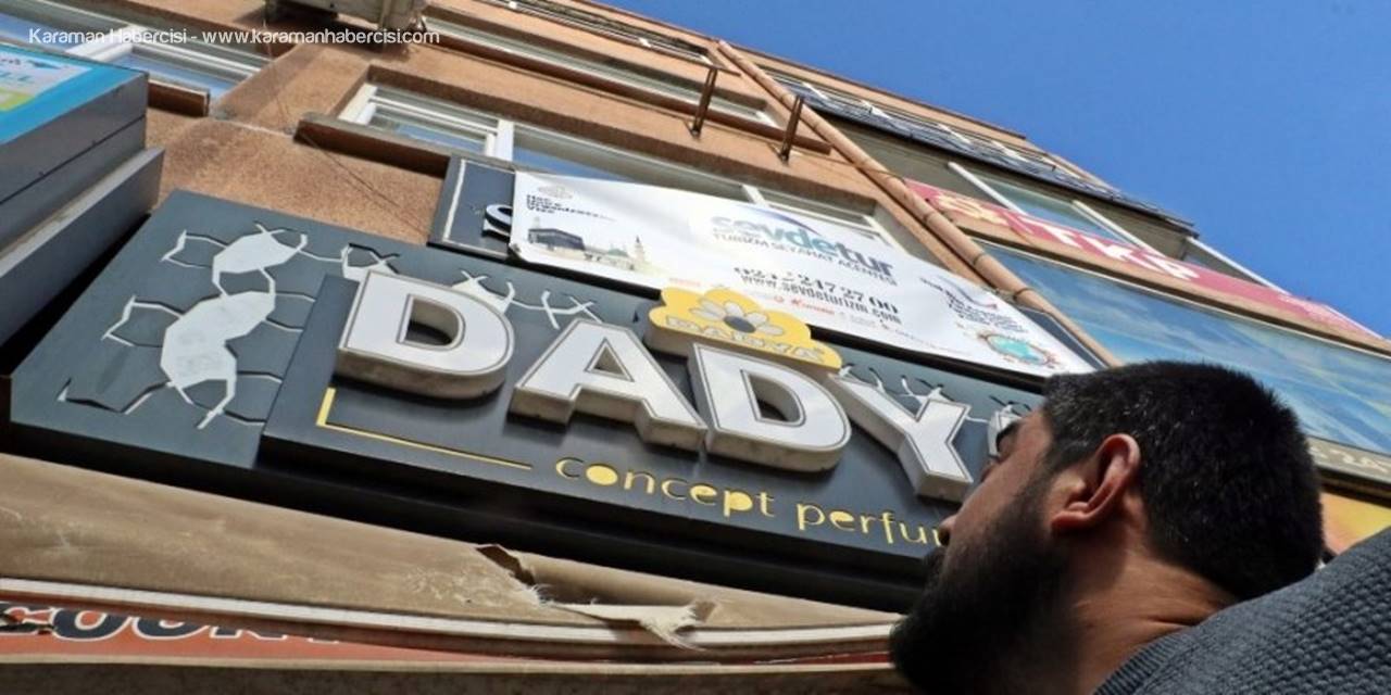 Binadan Kopan Beton Parçanın Altında Kalmaktan Saniyelerle Kurtuldu