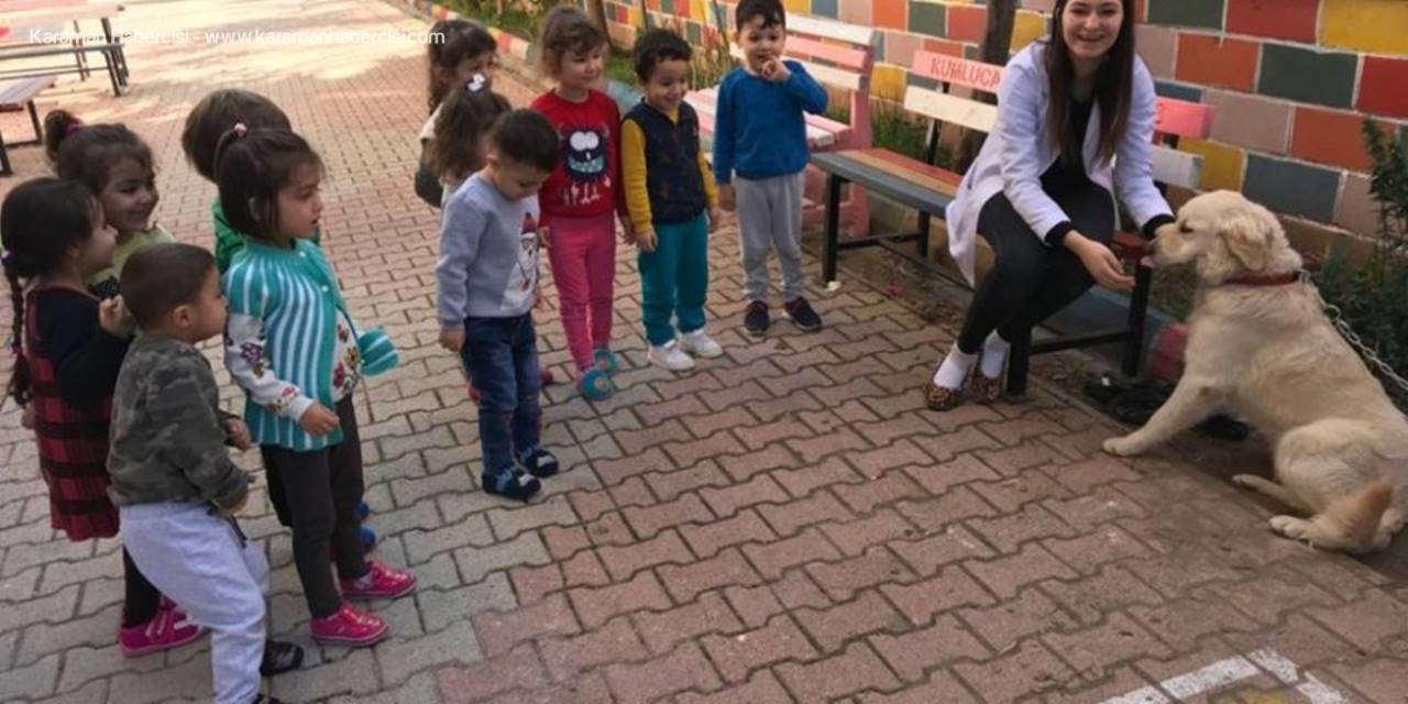 Minikler Öldürülmekle Tehdit Edilen Köpeği Sahiplendi