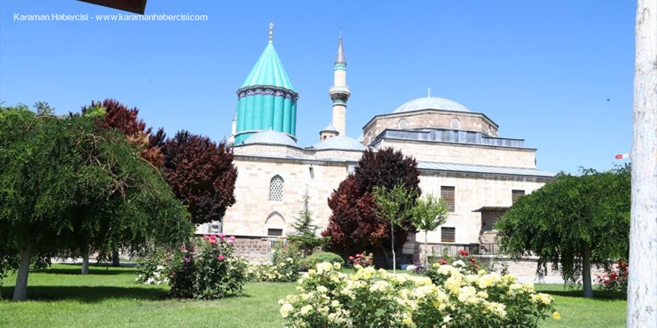 Mevlana Müzesi'nin Turkuaz Kubbesi Yenileniyor