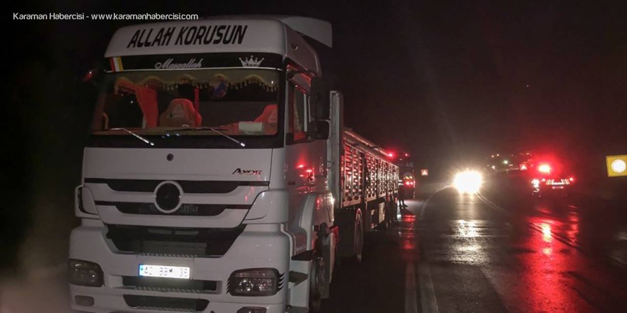 Konya Antalya Yolunda Tır Dorsesi Alev Aldı