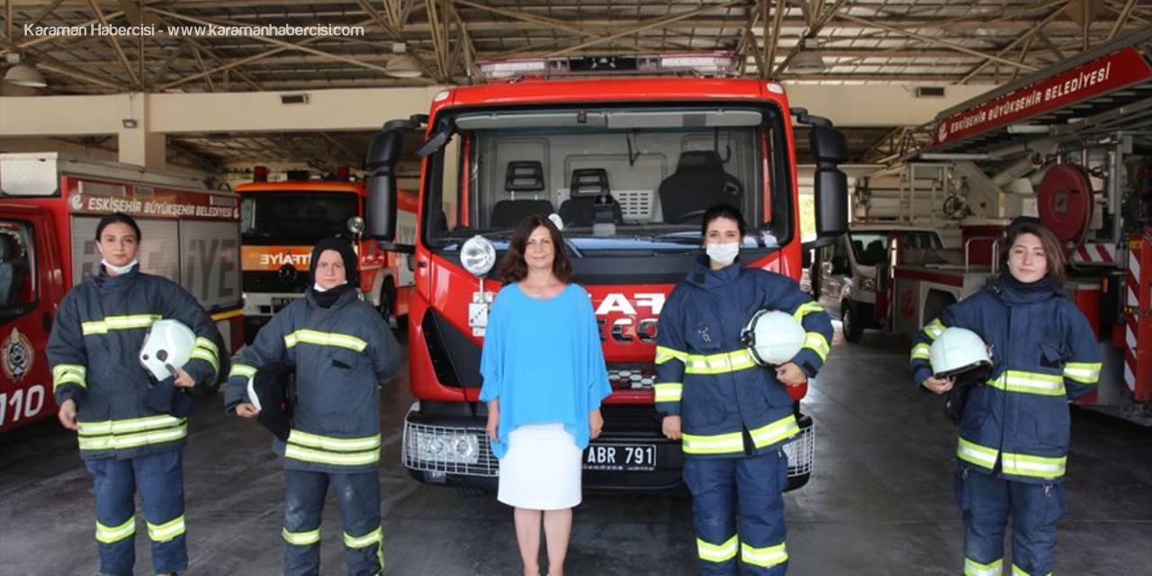 Geleceğin İtfaiyecileri Stajlarını Tamamladı