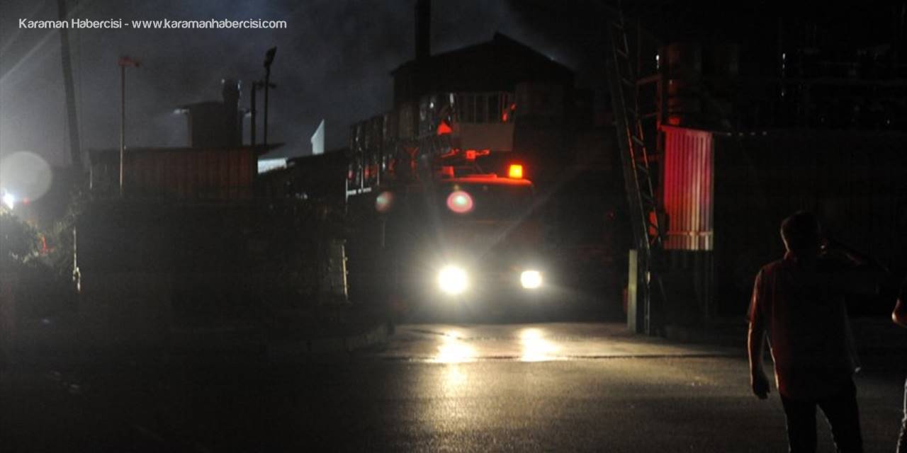 Antalya Osb'de Bir Fabrikada Çıkan Yangın Söndürüldü