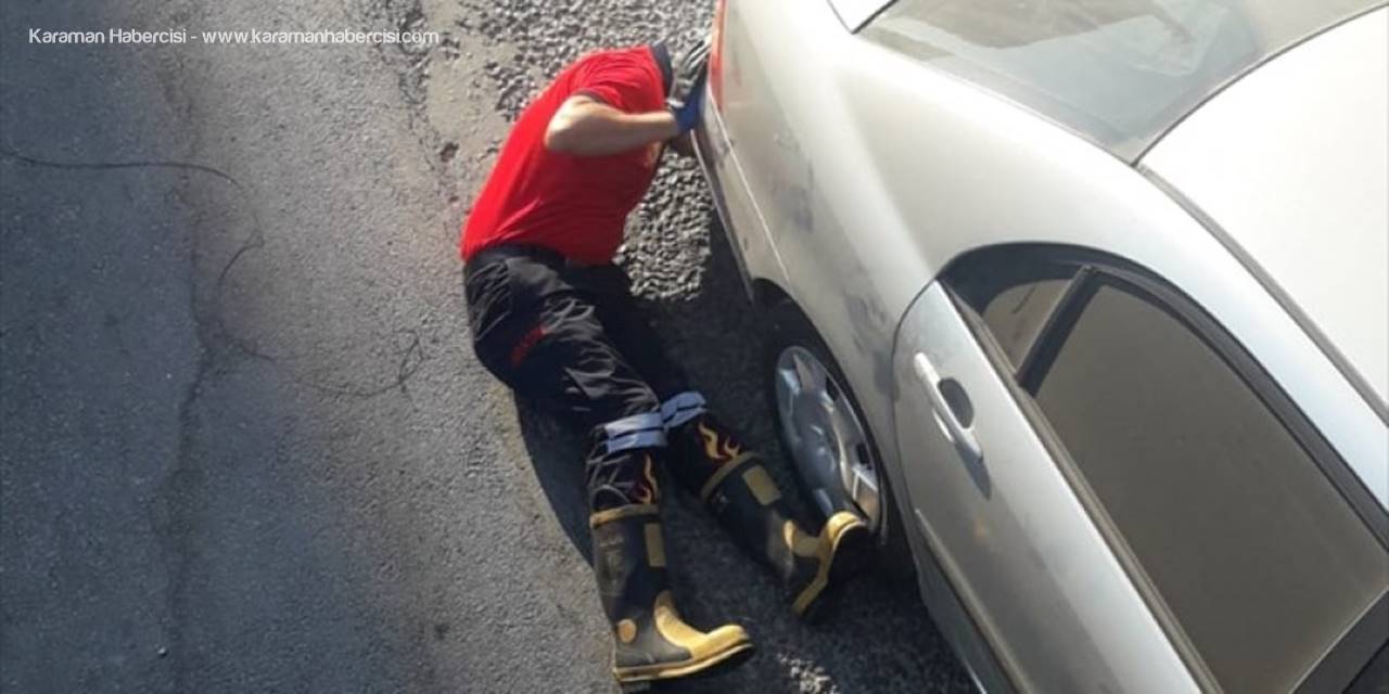 Mersin'de Otomobilin Motoruna Giren 4 Kedi Yavrusu Kurtarıldı