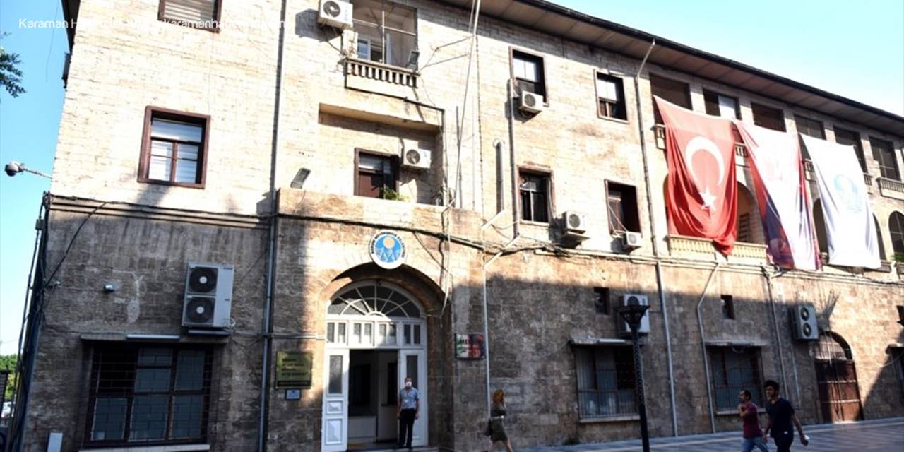 Mersin Büyükşehir Belediyesine Grev Kararı Asıldı