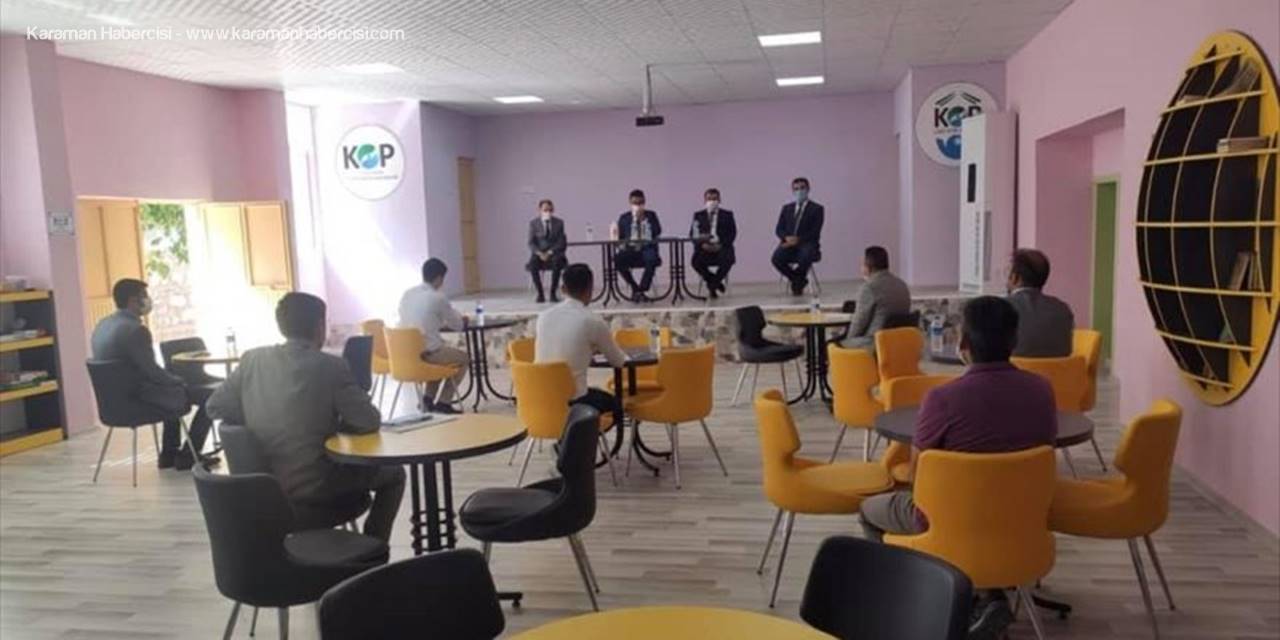 Derebucak'ta Yeni Eğitim Yılı Toplantısı
